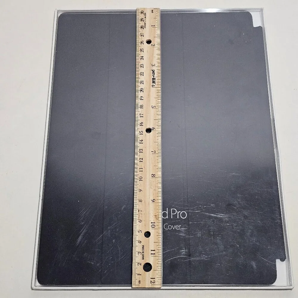 Authentic OEM Genuine Apple iPad Pro Smart Cover MK0l2ZMA/A 12.9